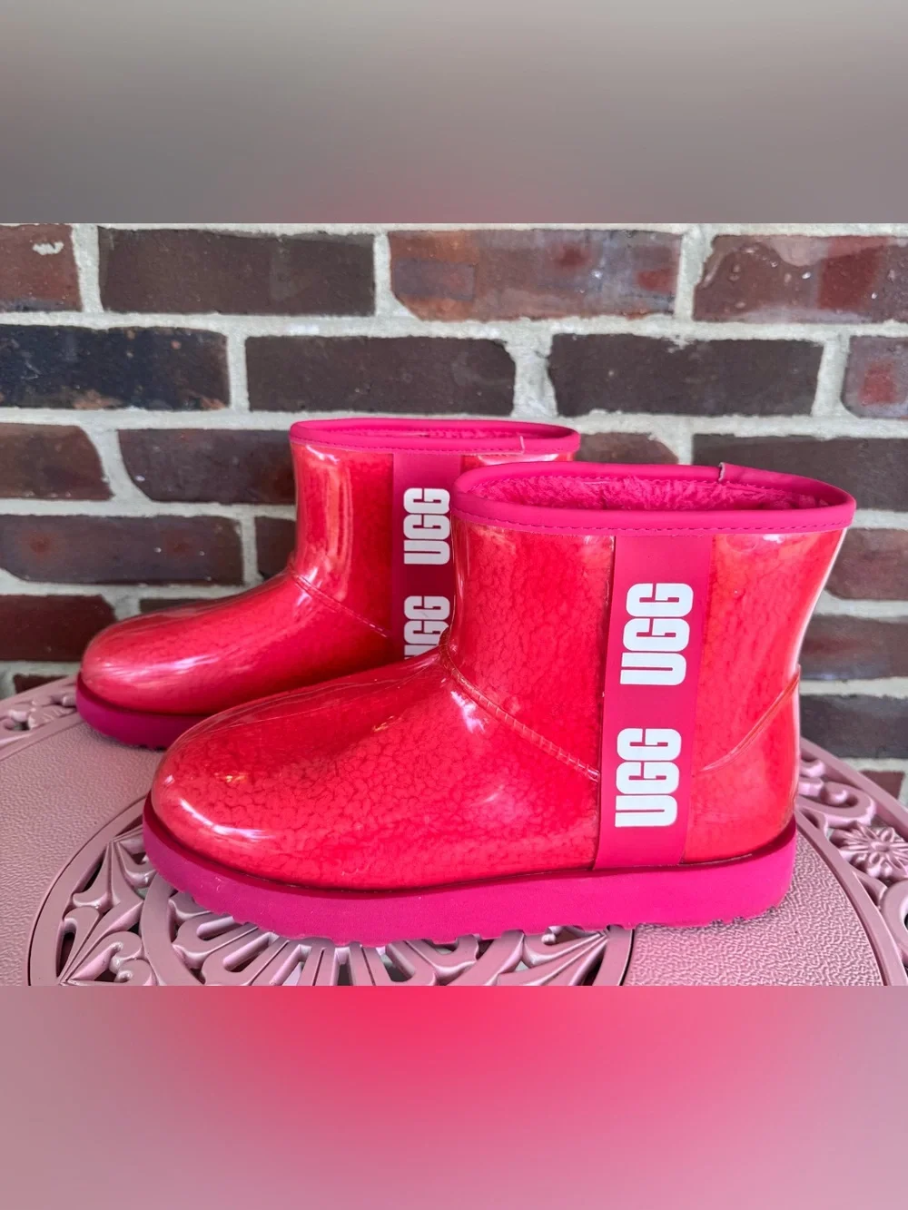UGG Women’s Size 9 Hot Pink Waterproof Short Shearling Winter/Rain Boots